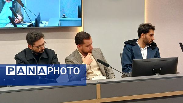 دیدار دانشجویان دانشگاه آزاد با نماینده مجلس شورای اسلامی در کرج 