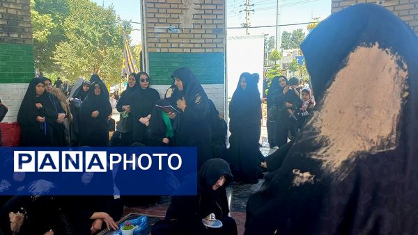 آیین سنتی «گل مالی» در روز عاشورا