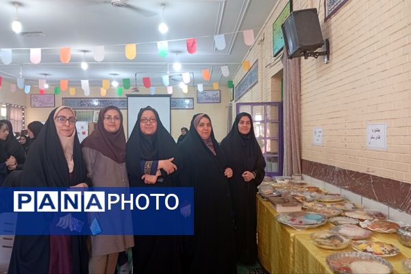 طرح مکمل یاری ویتامین(D) - قرص آهن و اسید فولیک در مدارس ناحیه 4