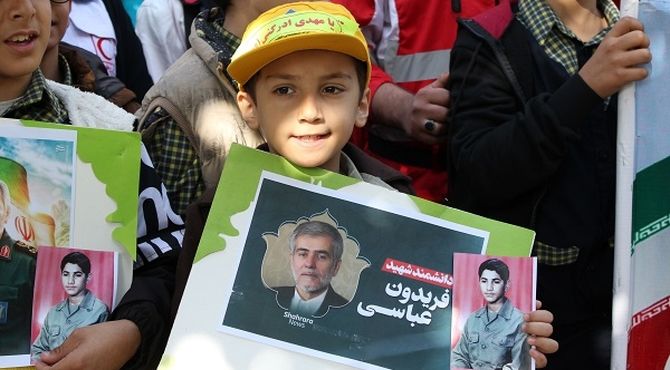 راهپیمایی روز ۱۳ آبان با حضور پرشور مردم کرج برگزار شد