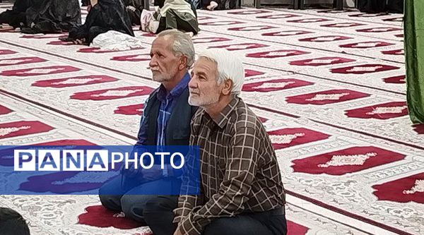 جلسه دهگردشی فرماندار کاشمر در روستای رزق آباد