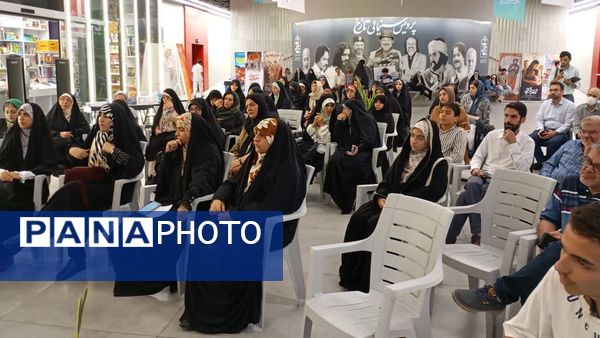  آیین رونمایی و جشن امضای سه کتاب در بخش ادبیات داستانی حوزه هنری فارس