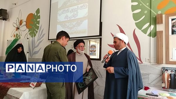 جلسه پرسش و پاسخ با حضور امام جمعه نیشابور