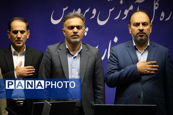 دیدار معاون پرورشی و فرهنگی وزارت آموزش‌وپرورش با نمایندگان پسر تشکل‌های دانش‌آموزی شیراز