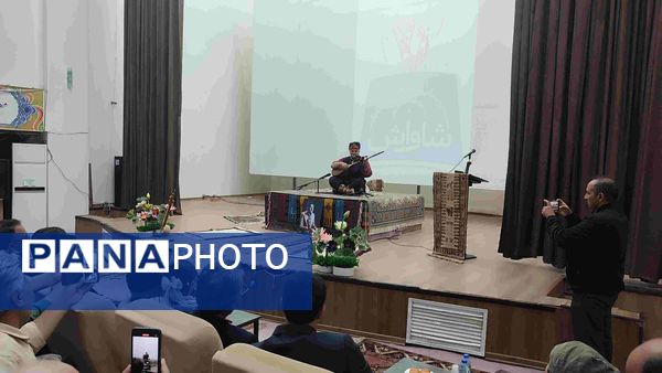 شب موسیقی استاد حسین عزیزی پور در سالن فرهنگ و ارشاد