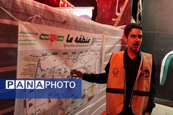 دانش‌آموزان در موکب دانش‌آموزی عشاق‌الحسین از زائرین کربلای معلی پذیرایی کردند