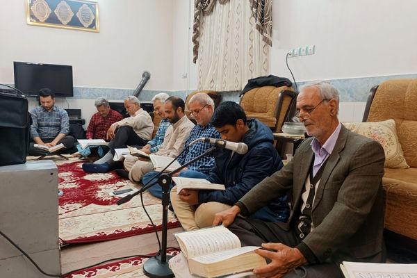 جز خوانی ماه مبارک رمضان در منازل شهروندان بیرجندی 