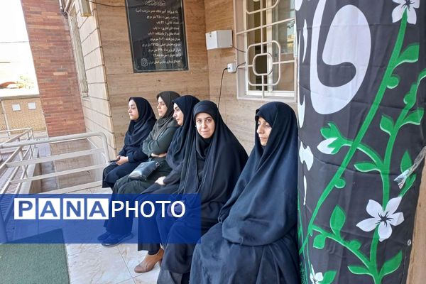 گرامیداشت ایام شهادت حضرت فاطمه‌ زهرا(س) در دبیرستان سوده‌حمدانی قرچک