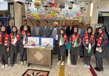 برگزاری جشن عاطفه‌ها در مدرسه آیت‌الله خامنه‌ای پیشوا 