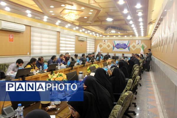 نشست خبری سرپرست اداره‌کل آموزش و پرورش قم به‌مناسبت روز معلم