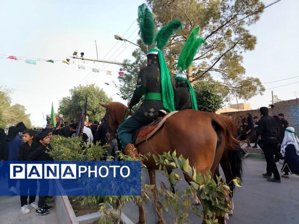 کاروانی که راهی سرزمین عشق شد