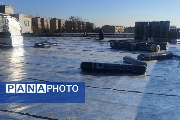 دبیرستان مهدیه و طلیعه فاز ۲ اندیشه، برای بارش برف زمستانی آماده شد