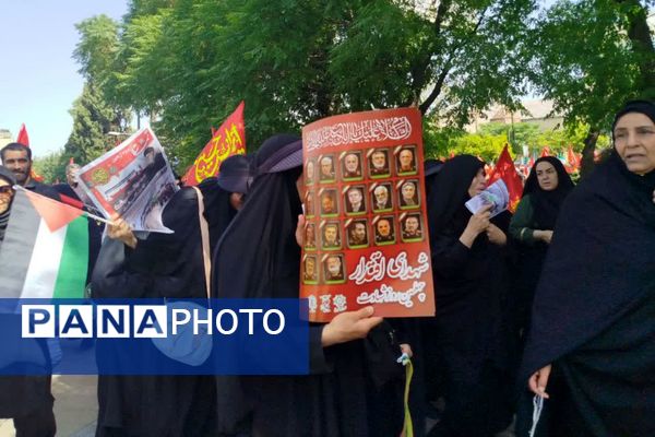 اربعین است و جهان یکسره هیأت شده است