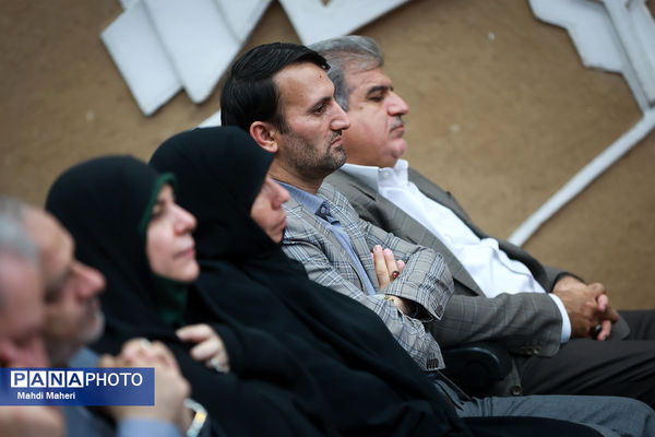 چهل و پنجمین سالگرد هفته دفاع مقدس با حضور وزیر آموزش و پرورش