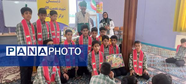 دانش‌آموزان دبستان شهید نعمت‌اللهی مهمان سفره رضوی شدند