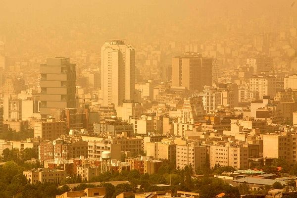 منشاء ریزگردهای روز گذشته آسمان تهران مشخص شد