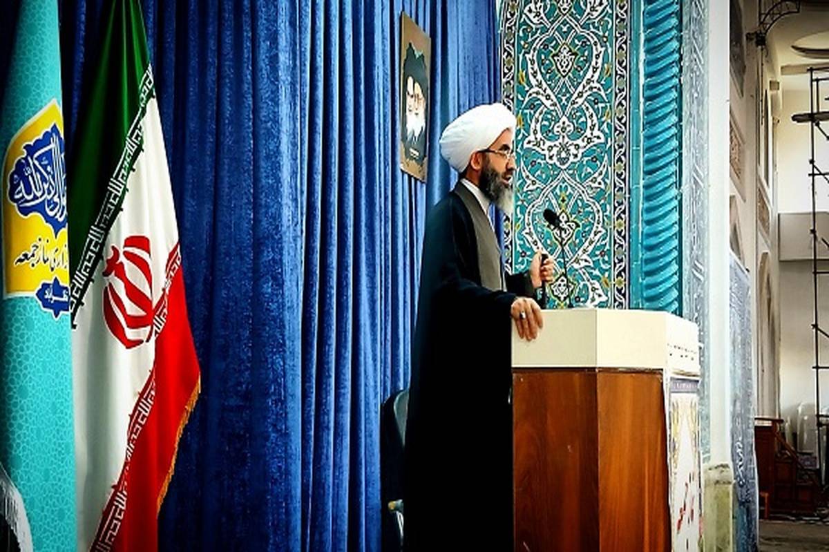 برگزاری مراسم ساده و متناسب با وضعیت جامعه، موجب حفظ کرامت نیازمندان می‌شود