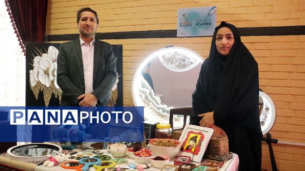 بازدید معاون وزیر از نمایشگاه دستاوردهای کانون‌های فرهنگی و تربیتی استان آذربایجان‌شرقی
