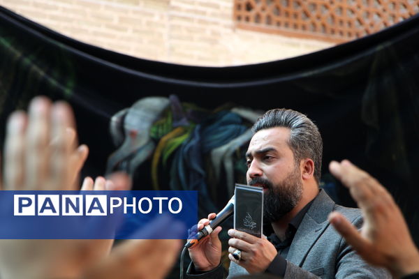 تجمع هیات‌های مذهبی در مسجد ملااسماعیل یزد