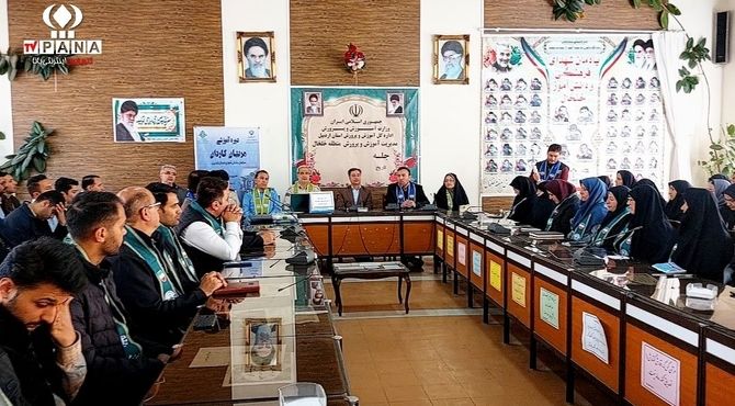 برگزاری دوره آموزش مربیان کاردان سازمان‌دانش‌آموزی اردبیل