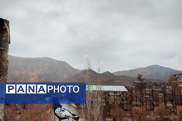 چهره شفاف و دل انگیز شهربارنیشابور با بارش  باران پاییزی  