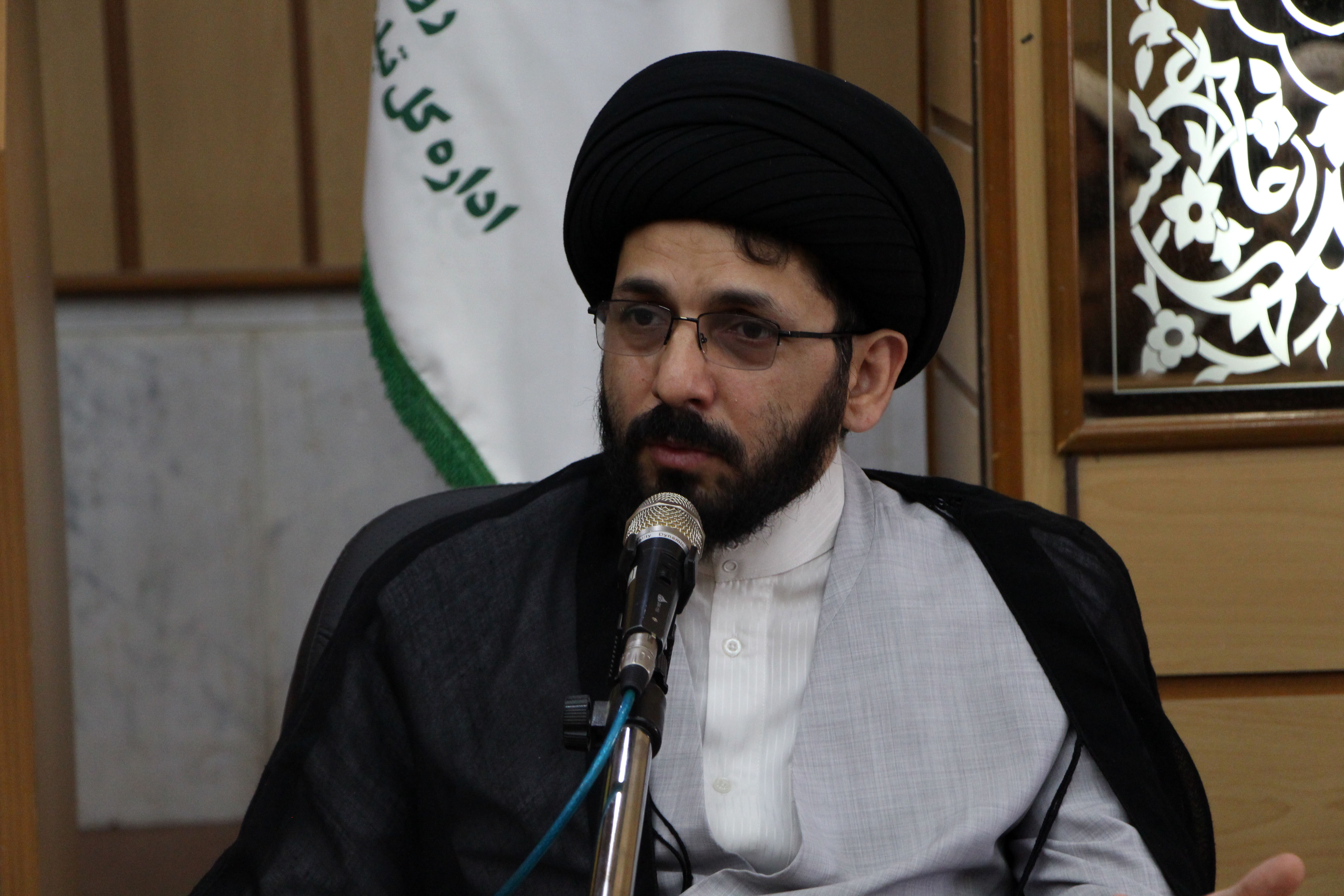  بسیاری از جوانان با وجود چالش‌های فرهنگی همچنان به دین علاقه‌مند هستند