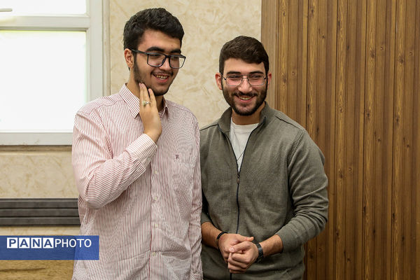 دیدار معاون اول رئیس‌جمهور با اعضای باشگاه و مدال‌آوران المپیادی