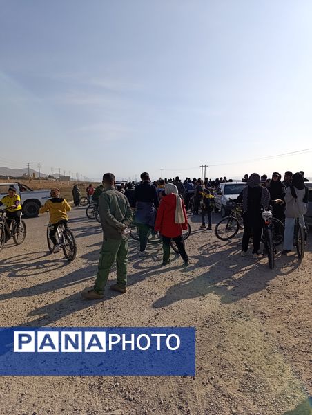 برگزاری همایش دوچرخه‌سواری در آشخانه به‌مناسبت روز دانش‌آموز 