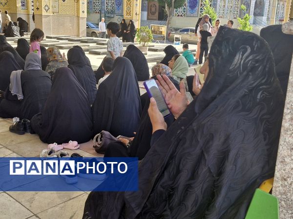 مراسم دعای روز عرفه در شهرستان بروجن 