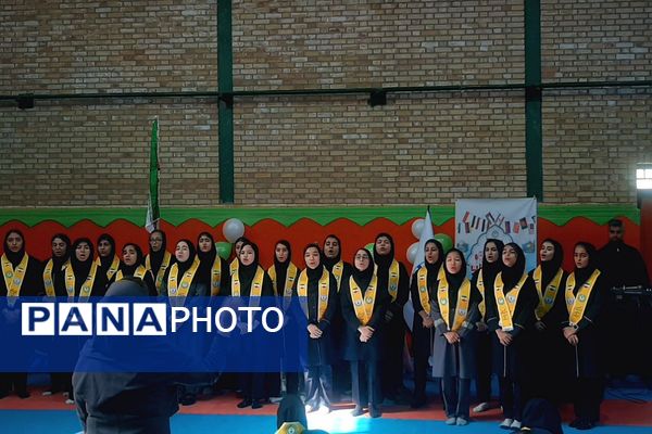  همایش یاوران انقلاب در پیشوا با حضور مسئولان آموزش و پرورش