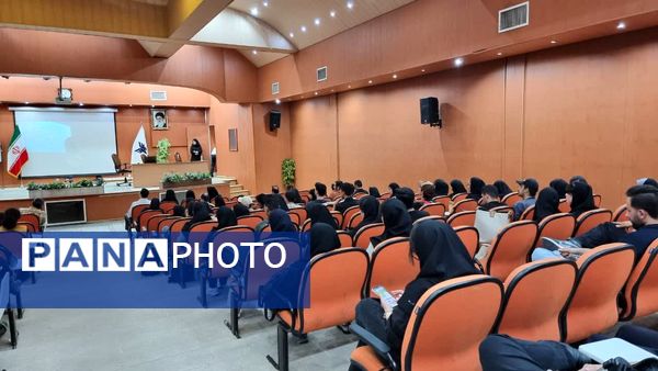 بزرگداشت پروفسور مریم میرزاخانی در دانشگاه آزاد واحد کرج