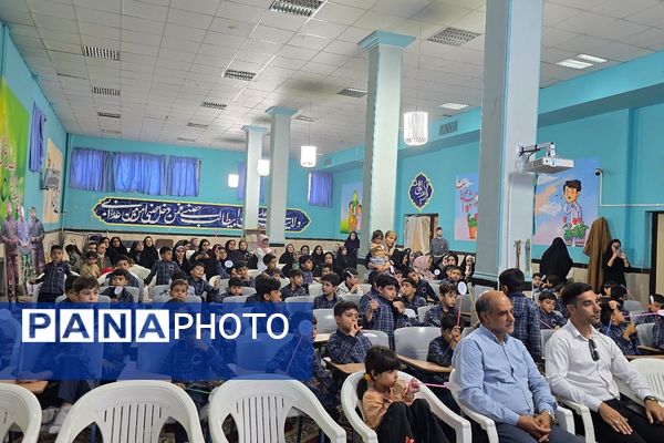 لبخندهای سالم در جشن دندان شماره شش مدرسه پسرانه شاهد شهید جنیدی