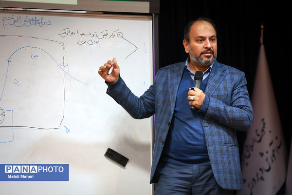 جلسه شورای اداری معاونت پرورشی و فرهنگی