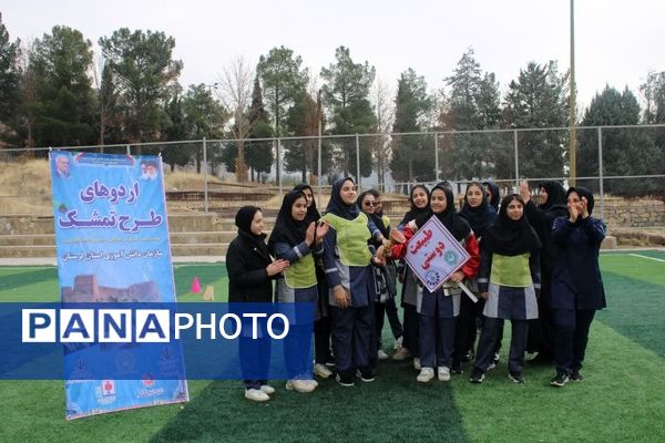 شور و نشاط در چهارمین روز اردوی تمشک در خرم آباد 