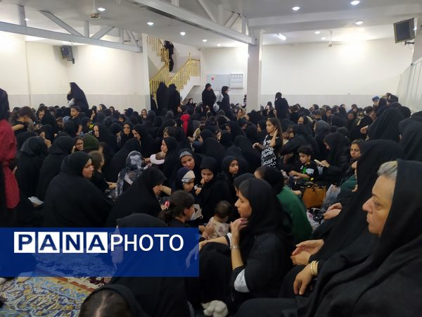 شب هفتم ماه محرم؛ تکیه علی اکبری کاشمر میزبان مسئولین این شهرستان