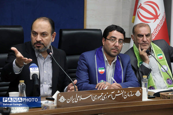 نشست معاون پرورشی و فرهنگی وزارت آموزش و پرورش با معاونان پرورشی، تربیت‌بدنی و مسئولان سازمان دانش‌آموزی آذربایجان شرقی