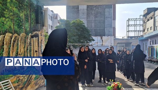 اولین مراسم صبحگاهی در دبیرستان فیاض کاشمر