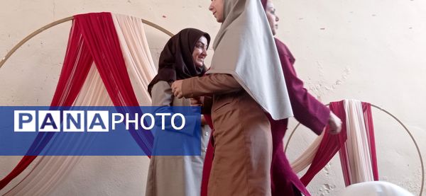 تجلیل از فرشتگان دانش