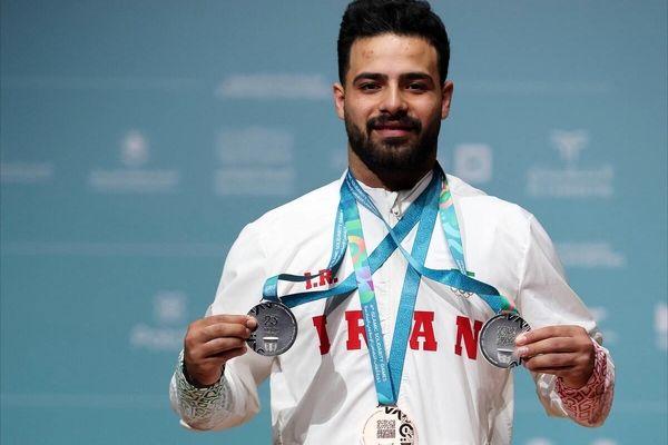 وزنه‌برداران ایران صدِ خود را در ریاض روی تخته گذاشتند/ فشار مسابقات جهانی هنوز بود اما برای نام ایران کم نگذاشتیم