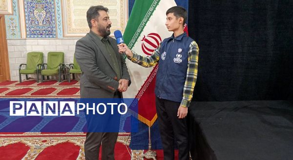 فعالیت دانش آموزان در جلسه انجمن اولیا و مربیان دبیرستان پسرانه متوسطه اول عبدالحسین قفلی