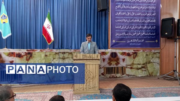 گرامیداشت هفته معلم در نماز جمعه با حضور مدیر آموزش و پرورش پیشوا
