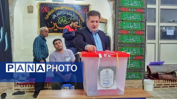 حضور پرشور مردم‌ اشتهارد برای دومین بار در پای صندوق‌های رأی