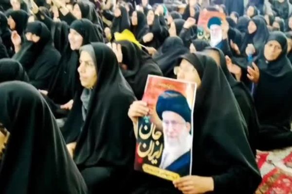 «اجتماع زینبیون» به یاد بانوی کربلا