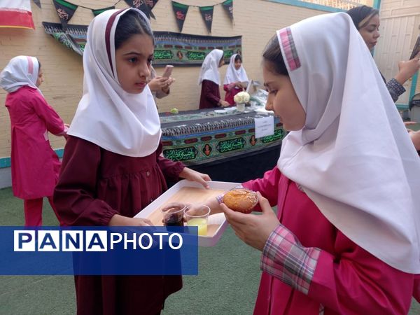 برپایی موکب عزاداری ایام فاطمیه در دبستان مریم بندرعباس