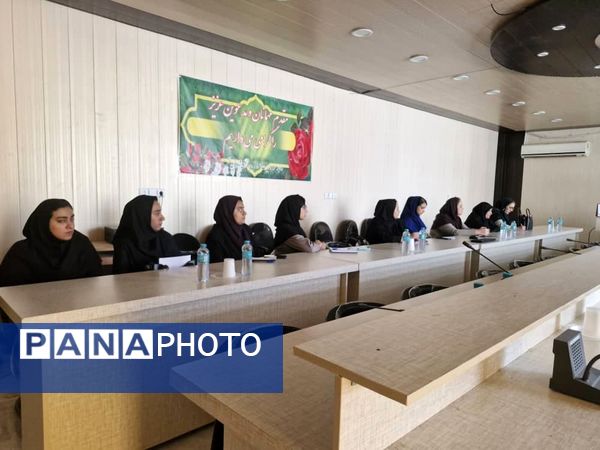 دوره توانمندسازی پرورشیان مدارس غیردولتی قشم