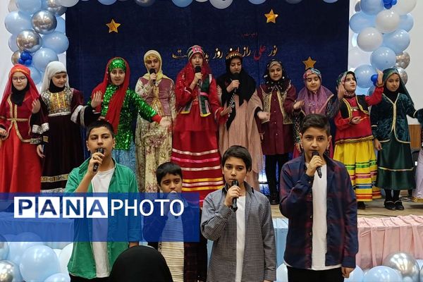  جنگ شادی به مناسبت میلاد امیرالمؤمنین(ع) در سالن تبلیغات شهرستان ورامین 