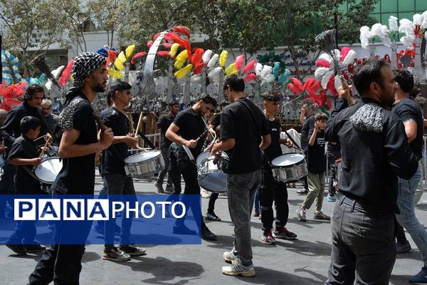  انا علی العهد، ما نسل ظهوریم