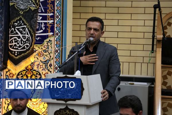 حضور مسئولان استان در مسجد المصطفی شهرک شهید مدنی همدان