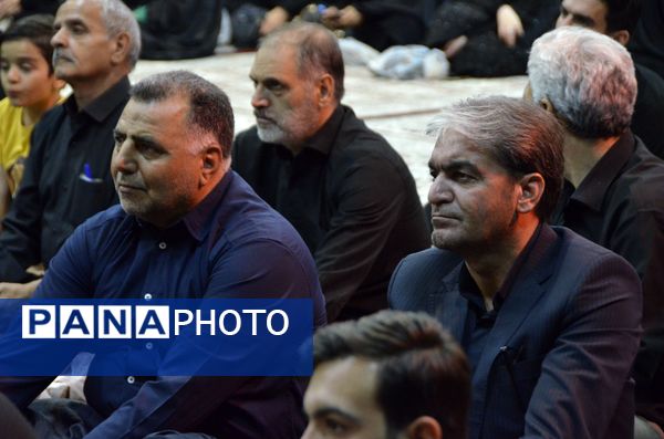 مراسم عزاداری شب پنجم محرم در هیئت فرهنگیان دهه اول محرم