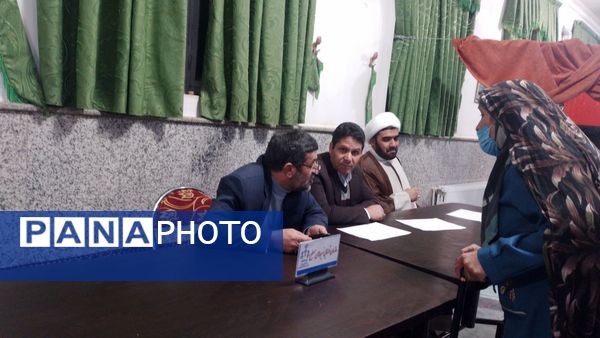 میز خدمت قضائی در مسجد امام هادی (ع) بیرجند 